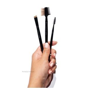 Wayne Goss The Brow Set